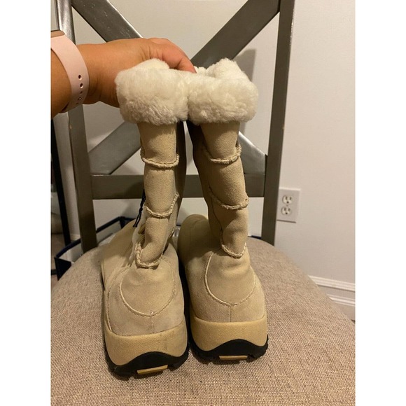 Baffin Cream Ankle Boots - Picture 4 of 5